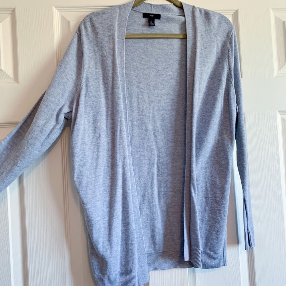 GAP cardigan